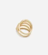 Maxi anillo dorado de metal con diseño de triple arco en diferentes tamaños.
