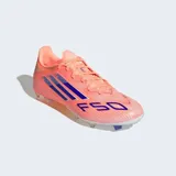 Championes de fútbol Adidas F50 League, color naranja coral con tres franjas y texto "F50" en azul oscuro. Cuentan con suela Sprintplate para terreno firme/multiterreno.