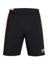 Short deportivo Under Armour Challenger Knit color azul marino con logo blanco en la pierna derecha.