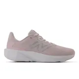 Championes New Balance 413V3 para mujer, color rosa claro con logo plateado y suela blanca.