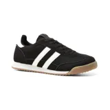 Championes urbanos American Sport, color blanco con detalles en beige y negro.