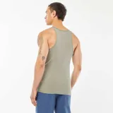 Musculosa verde oliva de algodón con textura de canalé.