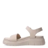 Sandalias negras con plataforma y tobillera ajustable.