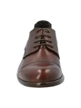 Zapato de cuero marrón con cordones, de cuero italiano certificado por Leather Working.
