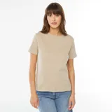 Camiseta color beige de algodón con cuello redondo y mangas cortas.