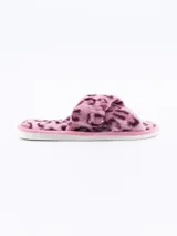Pantuflas abiertas color rosa con estampado animal print.