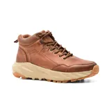Bota de cuero color marrón con cordones, caña media y suela de goma color beige.
