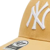Gorra de béisbol negra con logo de los New York Yankees bordado en el frente.