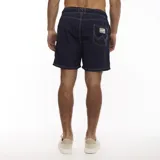 Short de baño azul marino con cintura elástica ajustable con cordón, bolsillos laterales y logo de Wrangler estampado en blanco en la pierna izquierda.