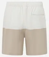 Bermuda de baño masculina confeccionada en microfibra, con cintura elástica, cordón ajustable, bolsillos laterales y trasero con cremallera, y estampado bicolor.