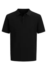Polo de punto negro con textura sutil, cuello clásico, mangas cortas y cierre con botones.