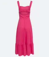 Vestido midi color beige, confeccionado en tejido orly, con tirantes anchos y escote corazón.