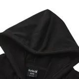 Campera con capucha color crema, con cierre frontal y bolsillos tipo canguro.