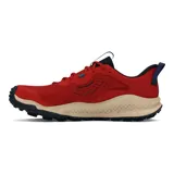 Championes de trail running Under Armour Charged Maven Trail, color marrón con detalles en naranja y negro. Diseñados para senderos, con capellada de malla transpirable, entresuela Charged Cushioning para amortiguación y suela de goma con tacos para tracción.