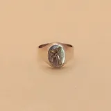Anillo de plata 925 con aplique en oro 9k, con el logo de Educación Física.