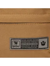 Riñonera color beige con correa ajustable con la palabra "King" en relieve y parche con la imagen de un león.