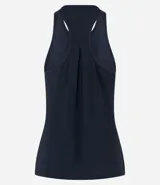 Musculosa deportiva de microfibra color ladrillo, con espalda tipo nadador, escote redondo y perforaciones en toda la prenda.