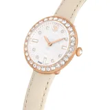 Reloj Certa con caja redonda de 30 mm en tono oro rosa y bisel con 30 cristales. Esfera guilloché con el logotipo del cisne de Swarovski e índices de cristal. Correa de piel italiana color beige.
