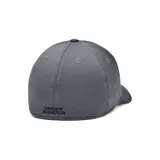 Gorro Under Armour color verde militar con logo bordado en negro.