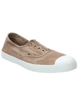 Zapatillas Natural World modelo Greece, color verde agua, sin cordones, fabricadas en España con algodón orgánico y suela de goma.