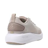 Championes Topper color beige con detalles en verde agua y suela blanca.
