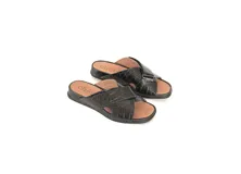 Sandalias negras de cuero con tecnología Antistress, forro de piel, plantilla anatómica de PU con acción antibacteriana y suela de poliuretano.
