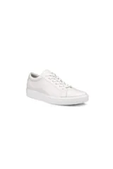 Championes urbanos Ecco Soft 60, color blanco, confeccionados en cuero granulado con cordones y suela de goma.