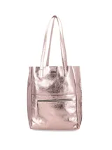 Cartera tipo shopper color rosa metalizado, con doble asa larga para el hombro y bolsillo externo con cierre.