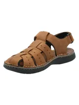 Sandalia de cuero color marrón con tiras enlazadas y ajuste de velcro.