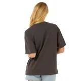 Remera negra de algodón con estampado circular en el frente que incluye el logo de Rip Curl, un paisaje con el sol y la inscripción "Crafted for the search. Quality product".