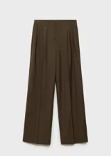 Pantalón de vestir marrón oscuro, de corte wide leg, tiro medio y pinzas frontales. Confeccionado en mezcla de lana y poliéster.