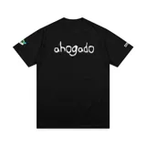 Remera negra de algodón con estampa frontal del box logo "Ahogado" de R.Flakkkk, estampa trasera del logo del álbum Ahogado y micro logo de KABOA & "Turro Original" en las mangas.