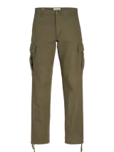 Pantalón cargo color verde oliva de corte relajado, tiro medio, con bolsillos laterales, traseros y frontales. Cuenta con cierre de gancho y cremallera, y cordones ajustables en los dobladillos.