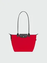 Bolso tote Longchamp modelo Le Pliage Energy, color rojo con detalles en negro.