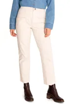 Pantalón de pierna recta color ladrillo, tiro alto y bolsillos estilo carpintero. Confeccionado en algodón orgánico.