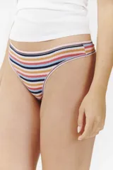 Colaless de tirantes en color blanco, confeccionada en algodón con un diseño cómodo.