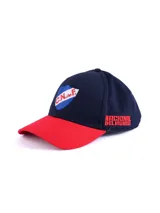 Gorro de lana tejido color azul marino con borde rojo y logo bordado del Club Nacional de Football en el frente.