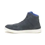Bota de media caña color azul marino, con capellada de gamuza encerada, forro interno hecho 100% de materiales post industriales reciclados, plantilla suave de espuma de EVA para comodidad a largo plazo, forro del calcetín hecho 100% de materiales post industriales reciclados, suela de goma duradera y con gran tracción y construcción Strobel.