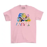 Remera rosa de manga corta con estampado de Sailor Moon y las Sailor Scouts.