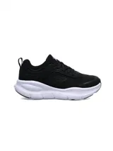 Championes Umbro Dash para mujer, color negro con suela blanca.