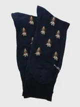 Calcetín de vestir para hombre, color azul marino, con estampado repetitivo de la cabeza de un perro Basset Hound en tonos marrón y blanco.