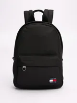 Mochila Tommy Jeans Essential color negro, con bolsillo frontal con cierre y logo de la marca bordado.