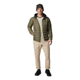 Campera negra con capucha, aislante de plumón de 650 fill power, forro termorreflectante Omni-Heat™ y tejido hidrófugo Omni-Shield™.