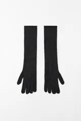 Guantes largos color gris oscuro, confeccionados en tejido de punto fino con mezcla de viscosa y 8% cashmere.