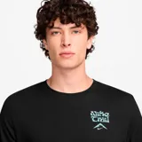 Remera negra de hombre, marca Nike, modelo Dri-Fit Tee Utmb Energy, con logo Nike Trail estampado en el pecho.