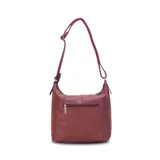 Bandolera negra de símil cuero con dos bolsillos frontales con cierre, un bolsillo trasero y tres bolsillos internos. Incluye correa larga regulable de símil cuero a tono.