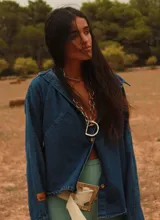 Camisa oversize de jean.