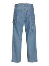 Jean baggy de tiro alto color azul claro, con fit holgado y diseño clásico de cinco bolsillos. Presenta un acabado stonewash para un aspecto desgastado y moderno. Confeccionado en denim tejido twill con mezcla de algodón orgánico y reciclado.