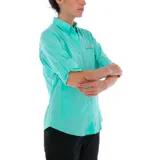 Camisa de manga larga Columbia Tamiami II LS Shirt color celeste, con tecnología Omni-Wick y Omni-Shade con protección solar UPF 40, aperturas de ventilación y tratamiento antimicrobiano.