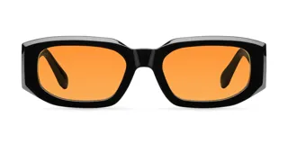 Lentes de sol con montura negra rectangular y lentes naranjas, diseño moderno y sofisticado.